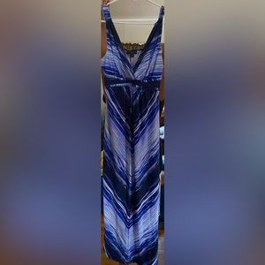 Metaphor Size Large Dress